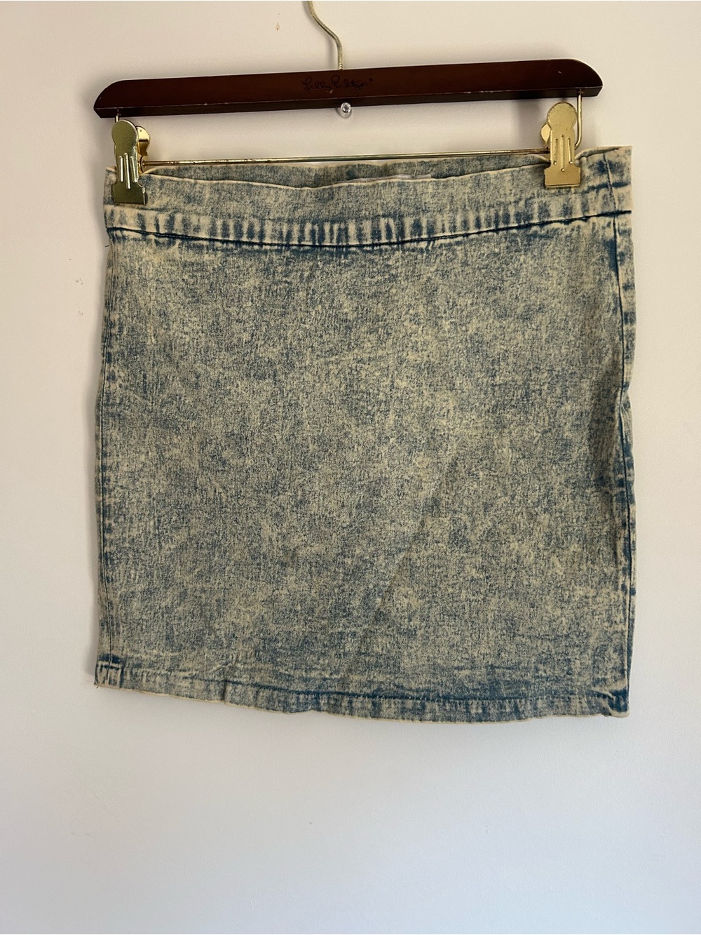 Charley 5.0 Acid was Mini Skirt size Medium
